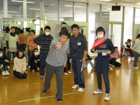 ペットボトルボウリング